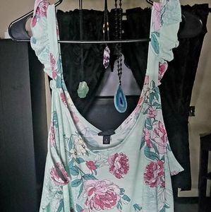 Torrid ruffle strap floral tank top